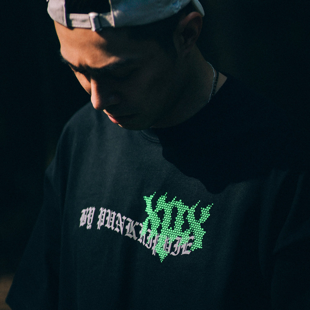 XPX LAMINATED XPX GRAPHICS BLACK CREW NECK TEE