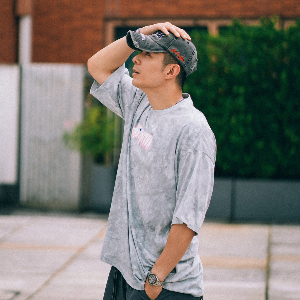 XPX DRIPPING LOGO WITH TIE DYE PRINT GREY CREW NECK TEE