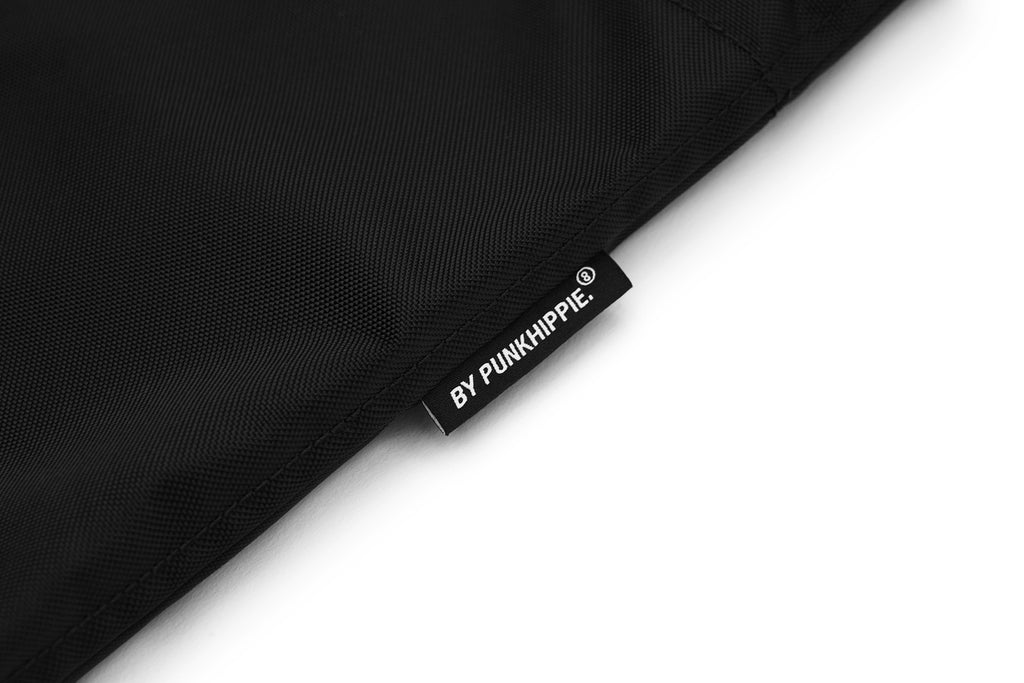 XPXVIII. MULTI POCKETS TOTE IN BLACK