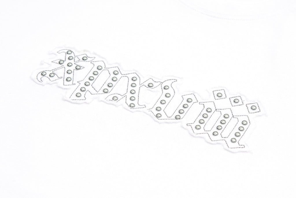 XPX XPXVIII PATCHES WITH STUDS WHITE CREW NECK TEE