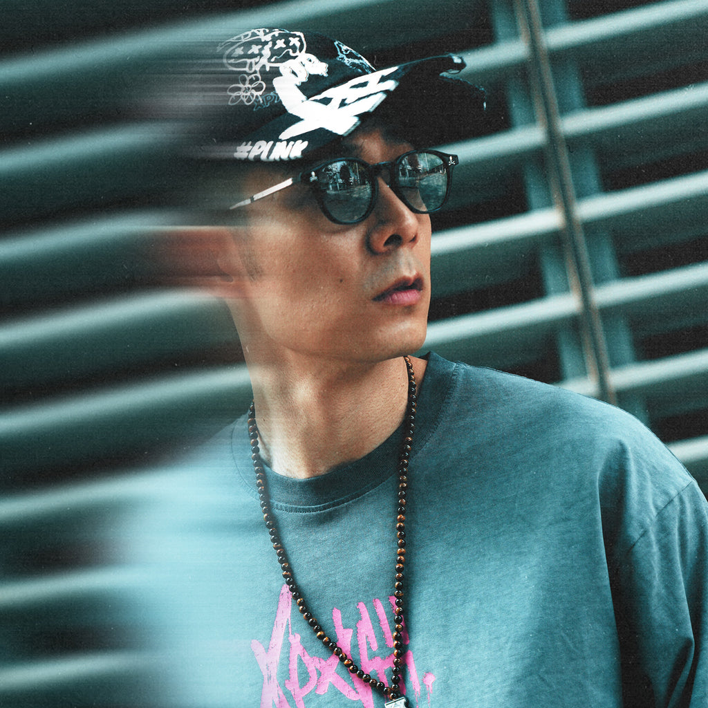 XPX CHERRY BACK PRINT BLACK CREW NECK TEE