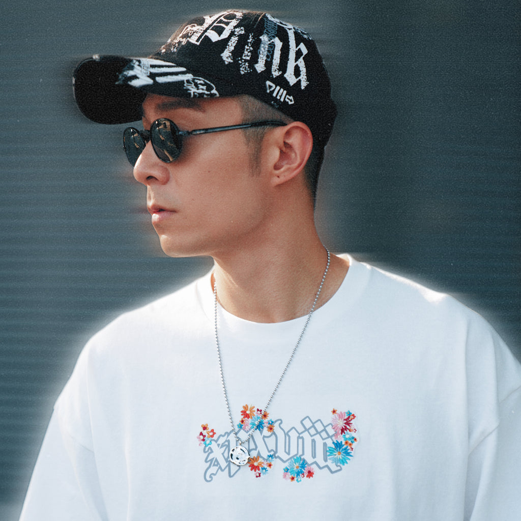 XPX EMBROIDREY WILD FLOWER WHITE CREW NECK TEE