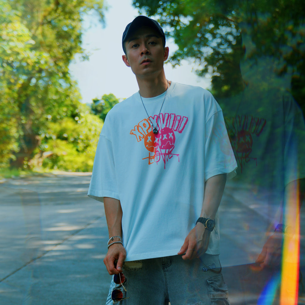 XPX TWO-TONE SILLY FACES WHITE CREW NECK TEE