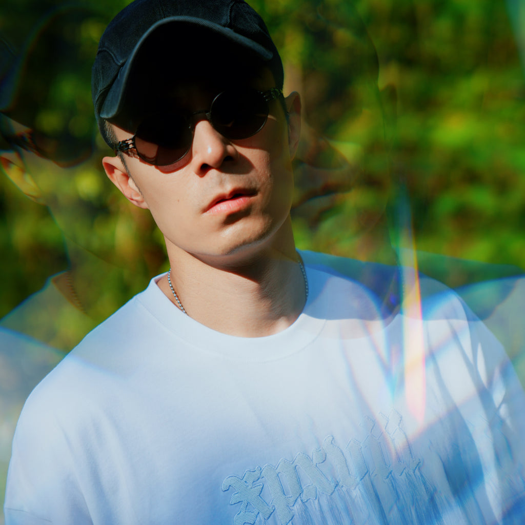 XPX XPXVIII WITH FRINGE DECO WHITE CREW NECK TEE