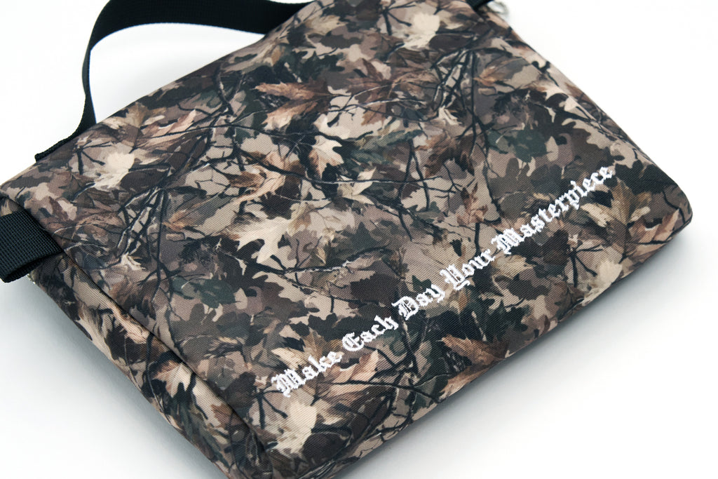 XPX LEAVES CAMOUFLAGE PRINT CASE WITH HANDLE